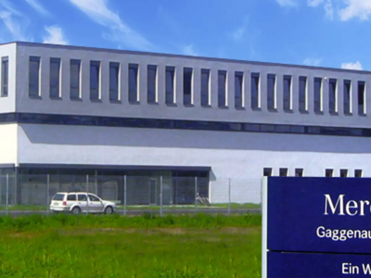 Industrieneubau Mercedes-Benz Werk Kuppenheim III